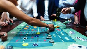 Ilustrasi promo waktogel di layar ponsel